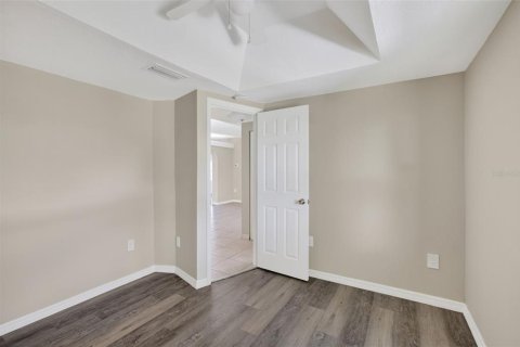 House in Englewood, Florida 3 bedrooms, 161.84 sq.m. № 1886042 - photo 26