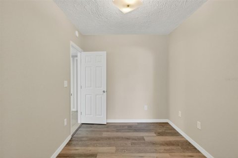 House in Englewood, Florida 3 bedrooms, 161.84 sq.m. № 1886042 - photo 28