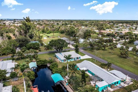 House in Englewood, Florida 3 bedrooms, 161.84 sq.m. № 1886042 - photo 3