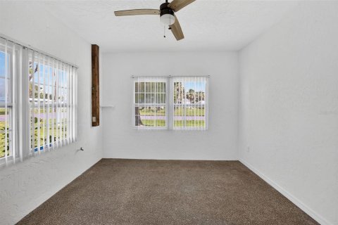 House in Englewood, Florida 3 bedrooms, 161.84 sq.m. № 1886042 - photo 23