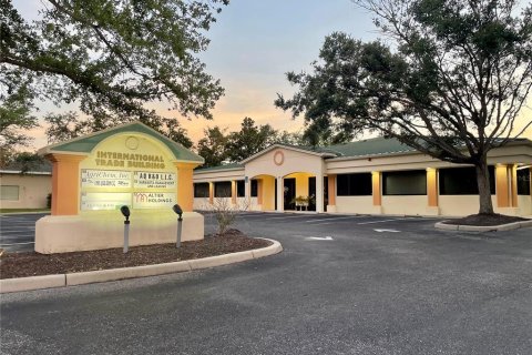 Propiedad comercial en venta en Sarasota, Florida, 195.28 m2 № 1793335 - foto 2