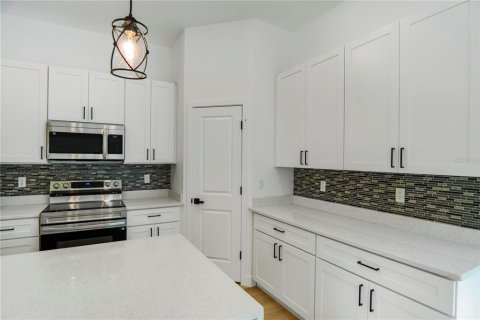 Casa en venta en Citrus Springs, Florida, 4 dormitorios, 167.41 m2 № 2167055 - foto 9