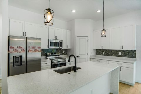 Casa en venta en Citrus Springs, Florida, 4 dormitorios, 167.41 m2 № 2167055 - foto 7