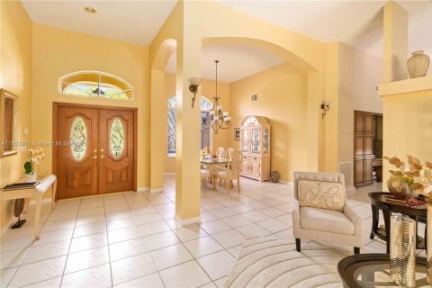 House in Plantation, Florida 4 bedrooms, 279.54 sq.m. № 1804316 - photo 6