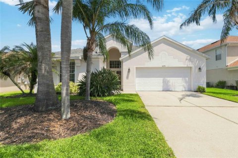 Casa en venta en Kissimmee, Florida, 3 dormitorios, 190.91 m2 № 2313118 - foto 2
