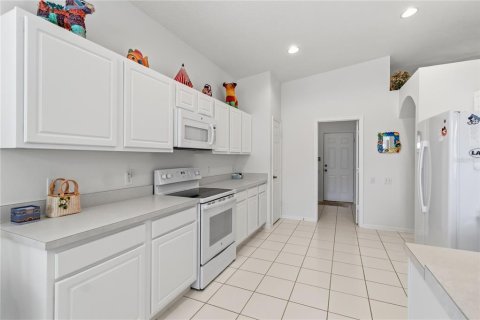 Casa en venta en Kissimmee, Florida, 3 dormitorios, 190.91 m2 № 2313118 - foto 9