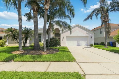 House in Kissimmee, Florida 3 bedrooms, 190.91 sq.m. № 2313118