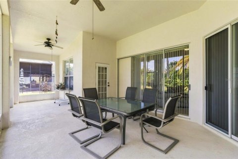 Casa en venta en Kissimmee, Florida, 3 dormitorios, 190.91 m2 № 2313118 - foto 25