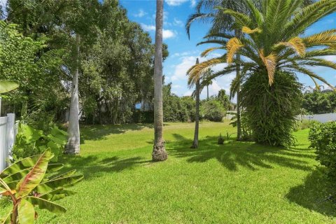 Casa en venta en Kissimmee, Florida, 3 dormitorios, 190.91 m2 № 2313118 - foto 28