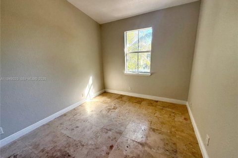 Снять в аренду таунхаус в Мирамар, Флорида 3 спальни, 151.24м2, № 2004846 - фото 11