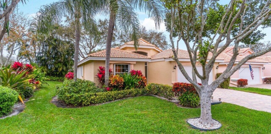 House in Boynton Beach, Florida 3 bedrooms, 149.76 sq.m. № 994006