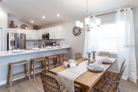 Casa en venta en Haines City, Florida, 3 dormitorios, 137.4 m2 № 1812444 - foto 8