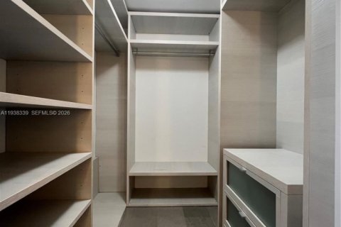 Снять в аренду кондоминиум в Майами, Флорида 1 спальня, № 1995875 - фото 5