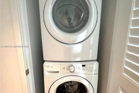 Снять в аренду кондоминиум в Майами, Флорида 1 спальня, № 1995875 - фото 4