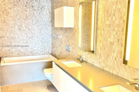 Снять в аренду кондоминиум в Майами, Флорида 1 спальня, № 1995875 - фото 3