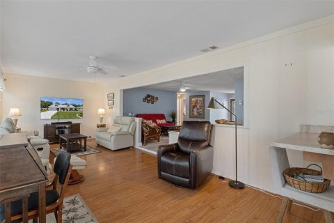 Villa ou maison à vendre à Spring Hill, Floride: 3 chambres, 129.88 m2 № 2102982 - photo 20