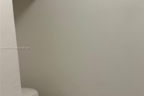 Condo in Deerfield Beach, Florida, 1 bedroom  № 1739477 - photo 14