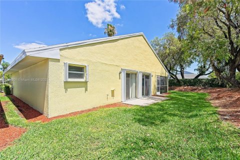 House in Homestead, Florida 2 bedrooms, 129.78 sq.m. № 1740071 - photo 16
