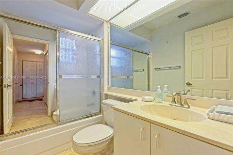 House in Homestead, Florida 2 bedrooms, 129.78 sq.m. № 1740071 - photo 9