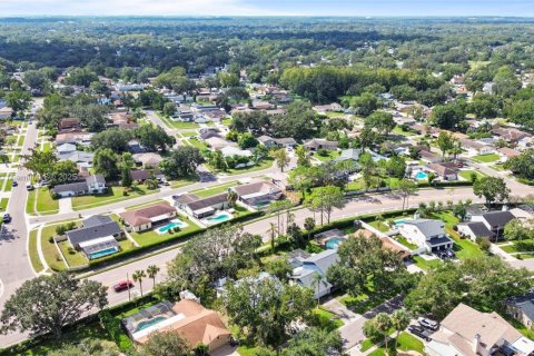 Casa en venta en Tampa, Florida, 3 dormitorios, 180.6 m2 № 1939263 - foto 5