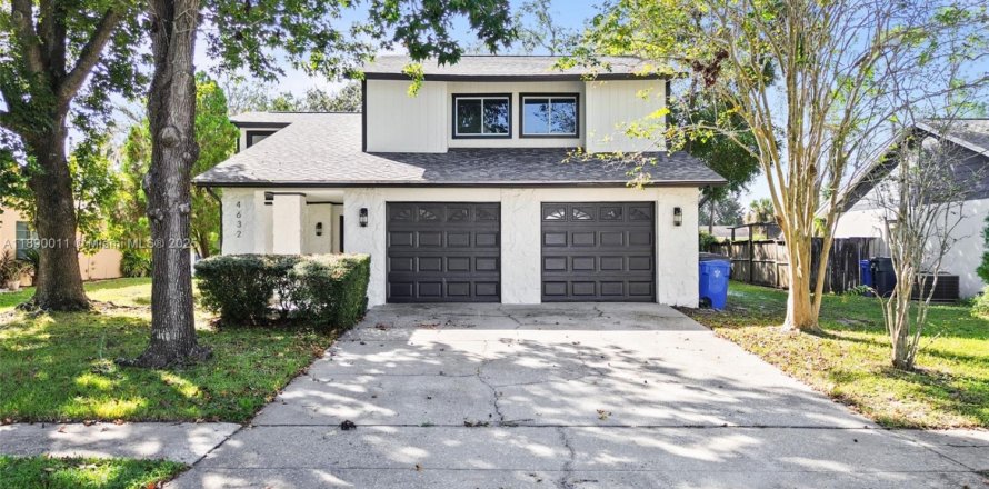 Casa en Tampa, Florida 3 dormitorios, 180.6 m2 № 1939263