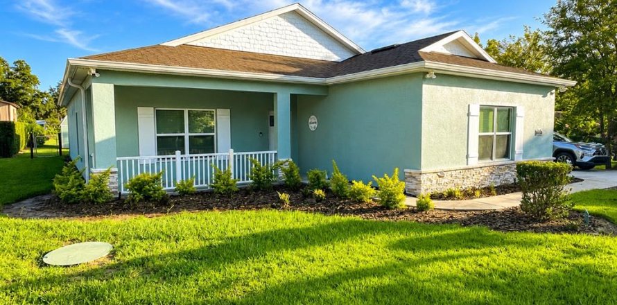 Villa ou maison à Lakeland, Floride 4 chambres, 181.9 m2 № 2148337