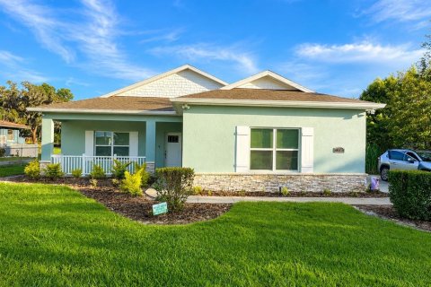 Villa ou maison à louer à Lakeland, Floride: 4 chambres, 181.9 m2 № 2148337 - photo 2