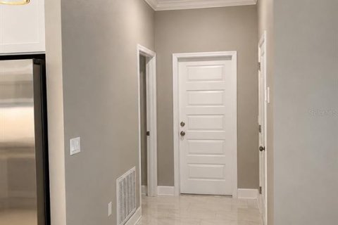 Villa ou maison à louer à Lakeland, Floride: 4 chambres, 181.9 m2 № 2148337 - photo 24