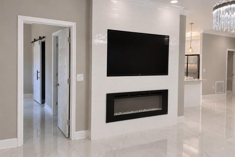 Villa ou maison à louer à Lakeland, Floride: 4 chambres, 181.9 m2 № 2148337 - photo 13