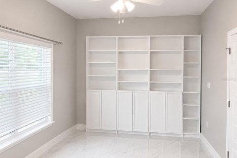Villa ou maison à louer à Lakeland, Floride: 4 chambres, 181.9 m2 № 2148337 - photo 7