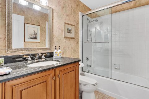 House in Boca Raton, Florida 3 bedrooms, 199 sq.m. № 1892333 - photo 10
