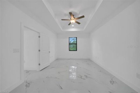 House in Lehigh Acres, Florida 3 bedrooms, 159.23 sq.m. № 1843577 - photo 25