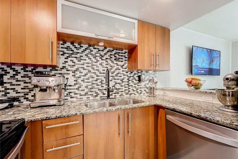 Copropriété à louer à Miami, Floride: 1 chambre, 48.22 m2 № 1975158 - photo 11