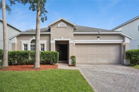 House in Orlando, Florida 4 bedrooms, 185.8 sq.m. № 2295389