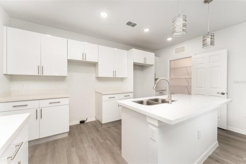 Купить виллу или дом в Киссимми, Флорида 3 комнаты, 154.4м2, № 1724217 - фото 8