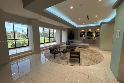 Condo in Aventura, Florida, 2 bedrooms  № 1865240 - photo 3