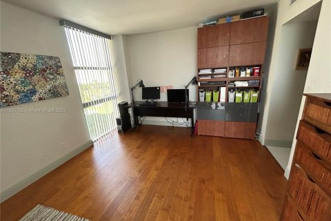 Condo in Aventura, Florida, 2 bedrooms  № 1865240 - photo 11
