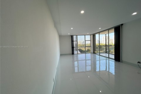 Condo in Aventura, Florida, 2 bedrooms  № 1865240 - photo 5