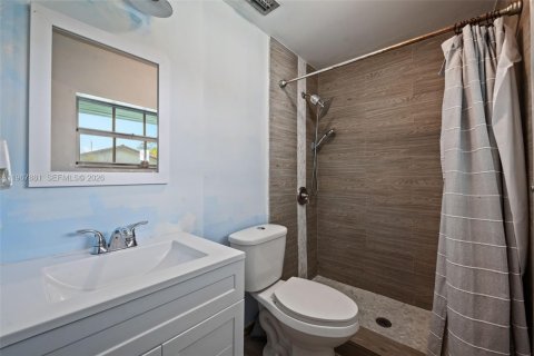 Купить виллу или дом в Майами-Спрингс, Флорида 3 спальни, 154.5м2, № 2031979 - фото 23