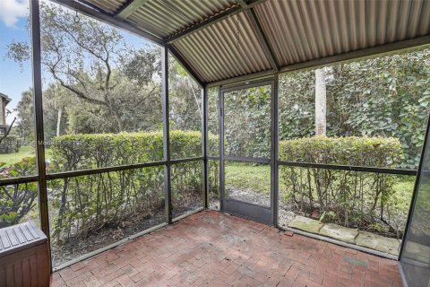 Adosado en venta en Plantation, Florida, 2 dormitorios, 139.35 m2 № 1947199 - foto 21