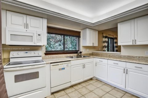 Adosado en venta en Plantation, Florida, 2 dormitorios, 139.35 m2 № 1947199 - foto 10