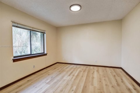 Adosado en venta en Plantation, Florida, 2 dormitorios, 139.35 m2 № 1947199 - foto 18