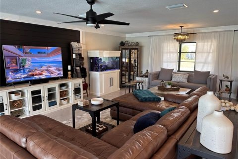 House in Apollo Beach, Florida 3 bedrooms, 184.78 sq.m. № 1657705 - photo 8