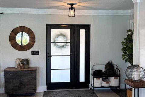 House in Apollo Beach, Florida 3 bedrooms, 184.78 sq.m. № 1657705 - photo 5