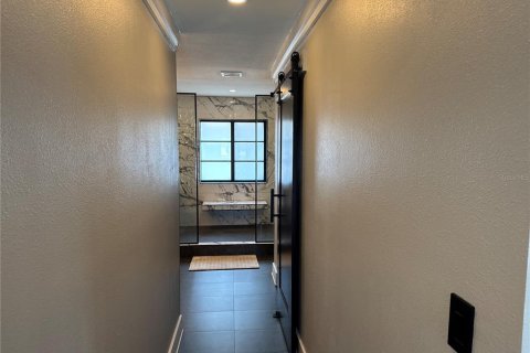 House in Apollo Beach, Florida 3 bedrooms, 184.78 sq.m. № 1657705 - photo 22