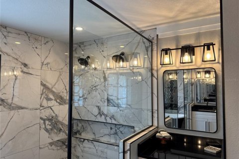 House in Apollo Beach, Florida 3 bedrooms, 184.78 sq.m. № 1657705 - photo 26