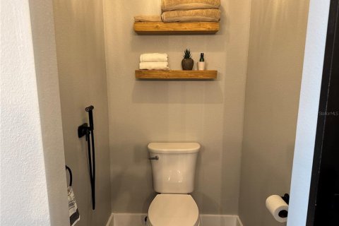 House in Apollo Beach, Florida 3 bedrooms, 184.78 sq.m. № 1657705 - photo 28