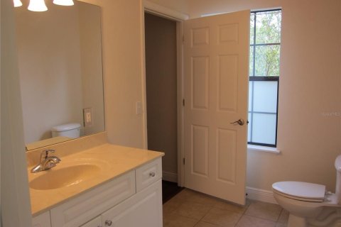 Condo in Gainesville, Florida, 2 bedrooms № 2234471 - photo 22