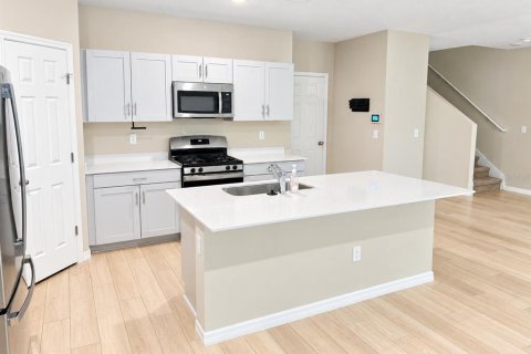 Villa ou maison à louer à Apollo Beach, Floride: 4 chambres, 189.43 m2 № 2386193 - photo 3