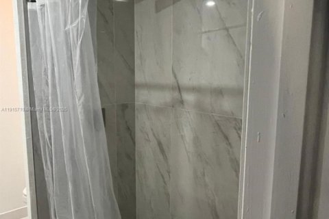 Casa en alquiler en Port Charlotte, Florida, 3 dormitorios № 1971800 - foto 8